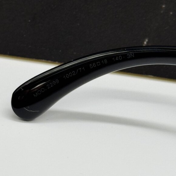 NEW VERSACE VE2299 1002/71 SUNGLASSES GOLD/BLACK UNISEX  display picture 1